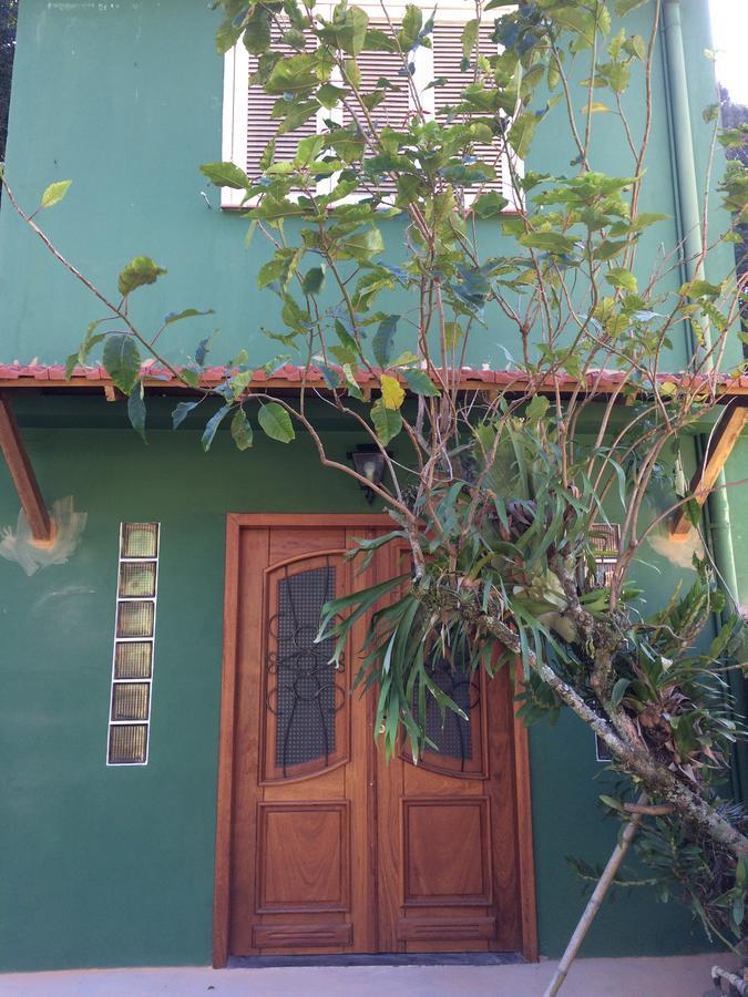 Casa Verde Em Petropolis Hotel Bagian luar foto